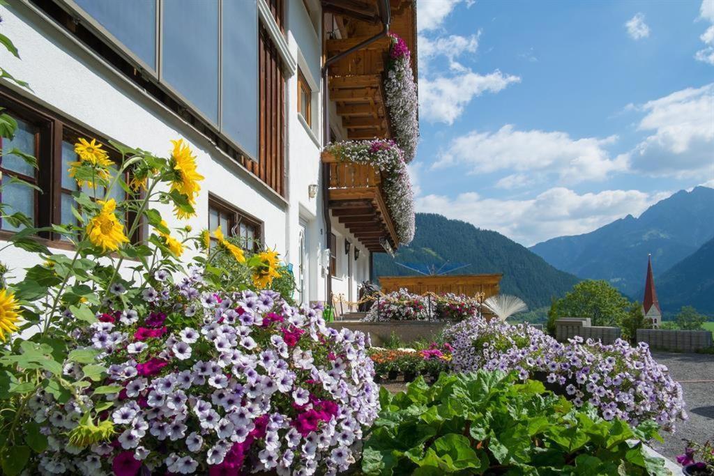 Apartamento Alpenview Lechtal Holzgau Exterior foto